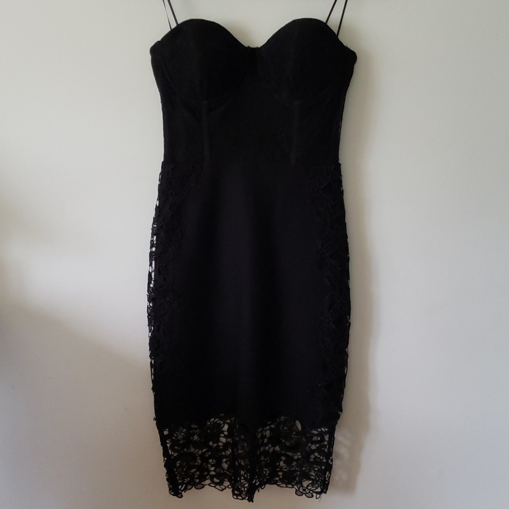 GUESS Sweetheart black dress